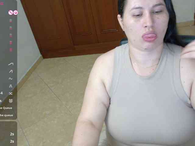 victoria121 victoria121