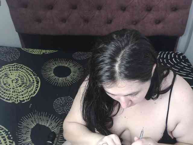 victoria121 webcam