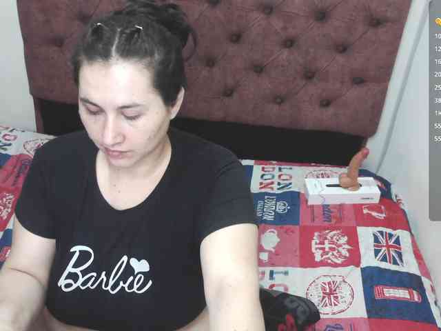 victoria121 webcam