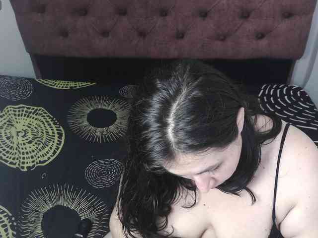 victoria121 webcam