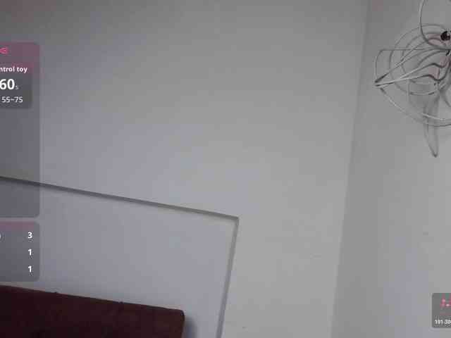 victoria121 webcam