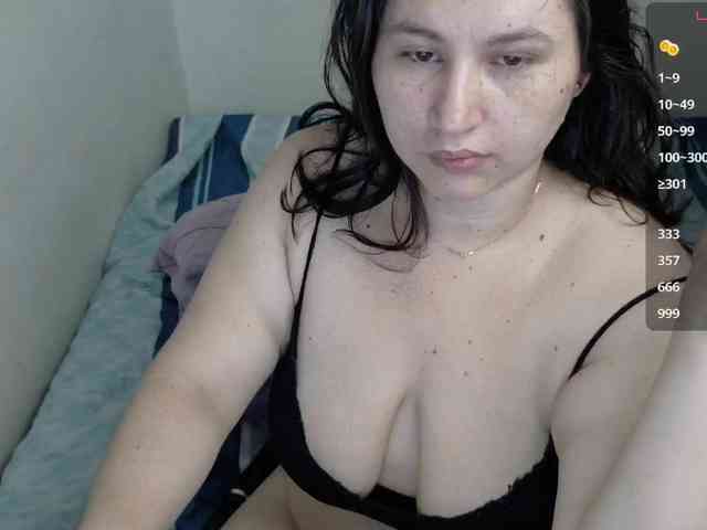 victoria121 webcam