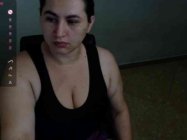 victoria121 webcam