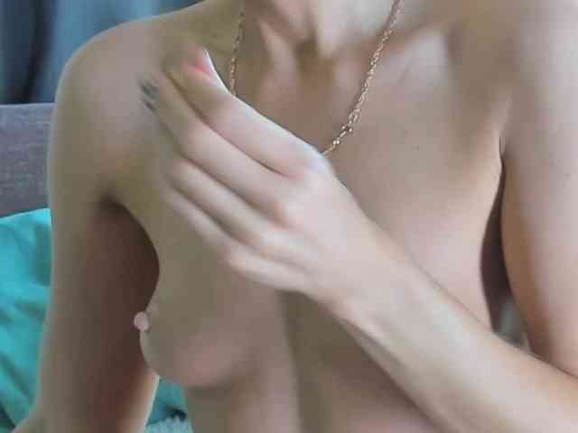MissnewXXX webcam