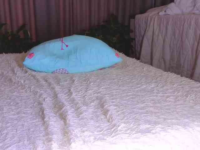 MissnewXXX webcam