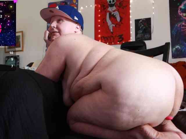 BellaBlueBBW webcam