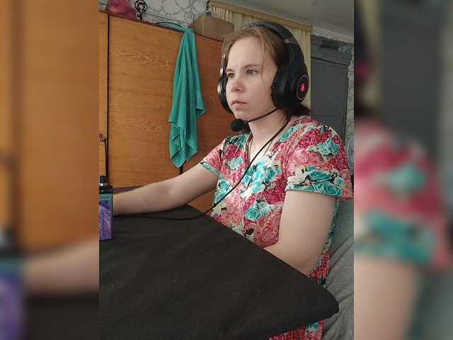 Kisa-malaya's BongaCams show and profile