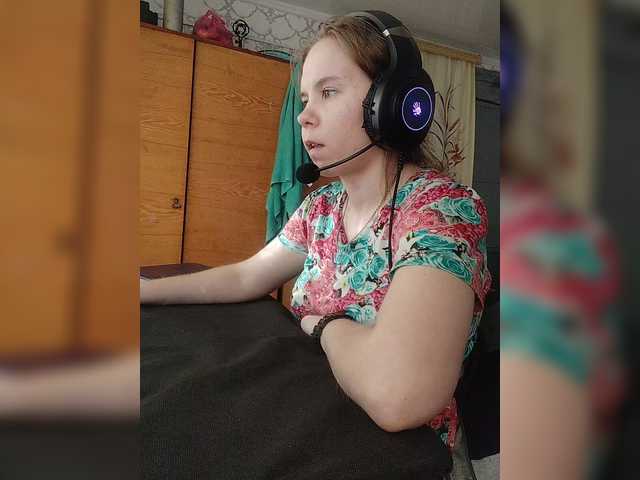 Kisa-malaya's BongaCams show and profile