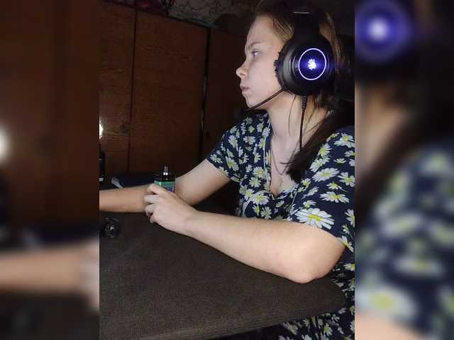 Kisa-malaya's BongaCams show and profile