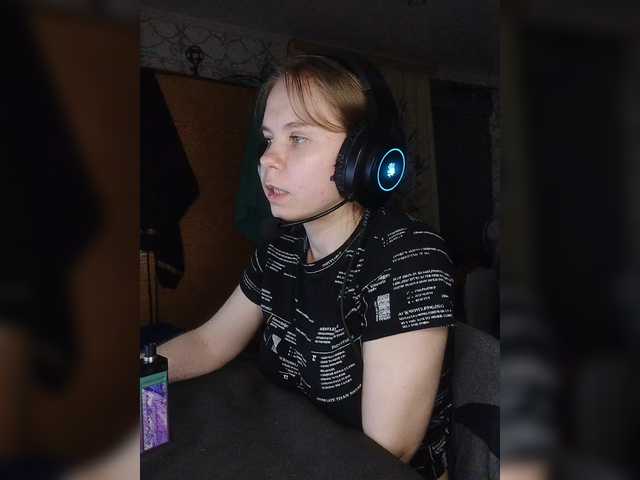 Kisa-malaya's BongaCams show and profile