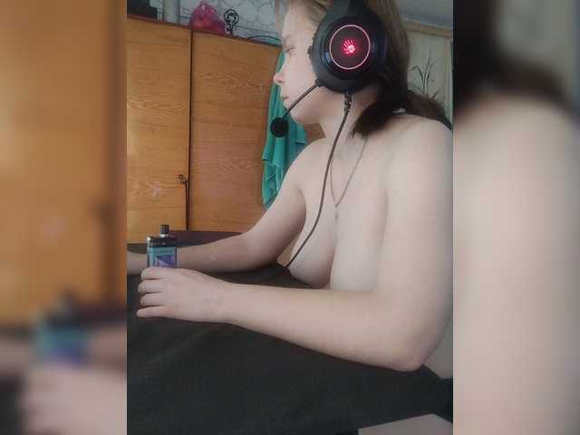 Kisa-malaya's BongaCams show and profile