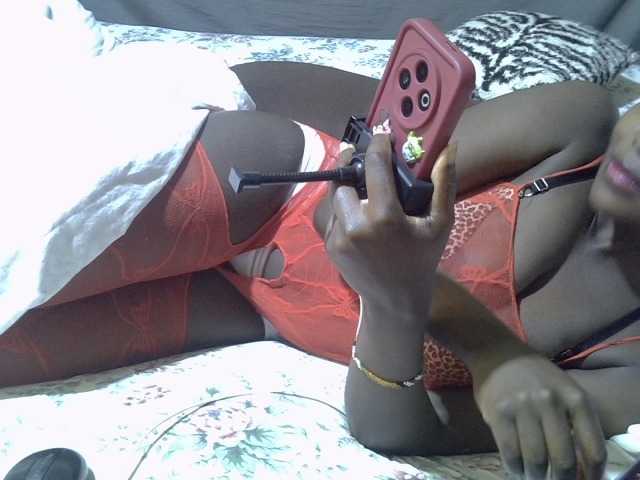 Sweetsonya2 webcam bongacams model stream image