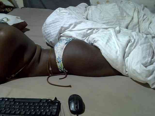 Sweetsonya2 webcam