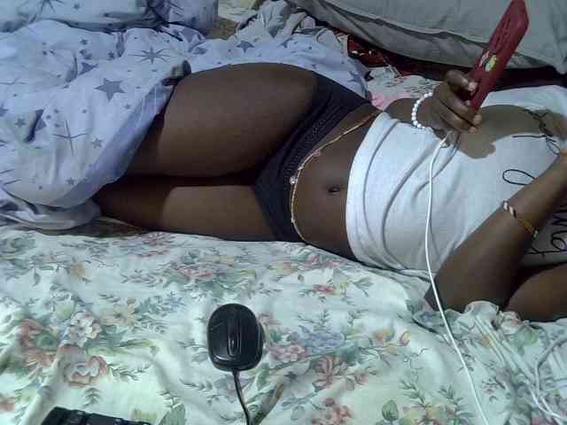 Sweetsonya2 webcam