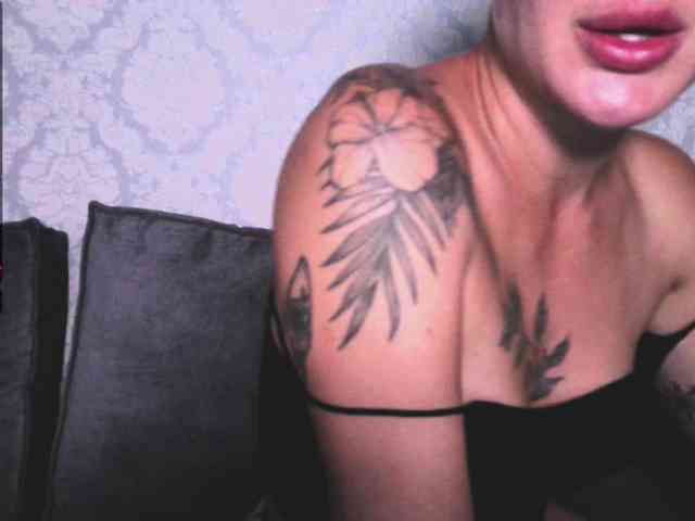 StasyaQueen webcam