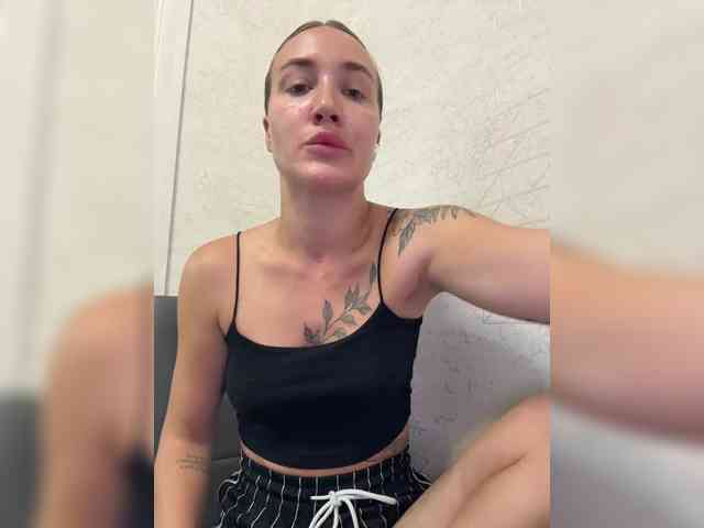 StasyaQueen webcam