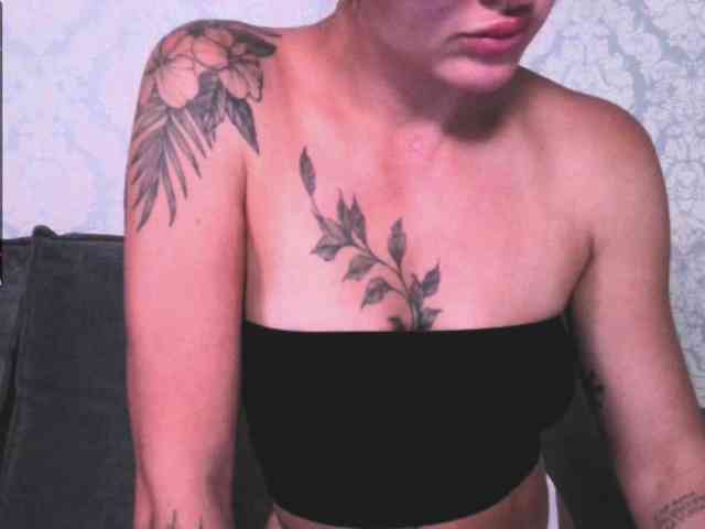 StasyaQueen webcam