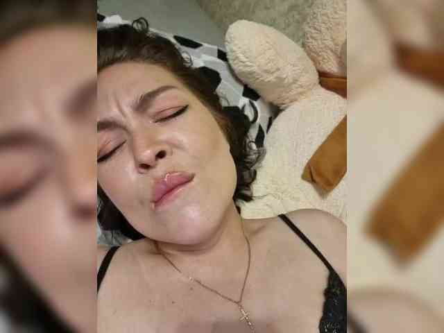 Catherine22 webcam