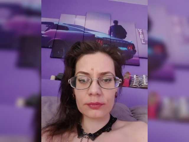 analiMilana's BongaCams show and profile