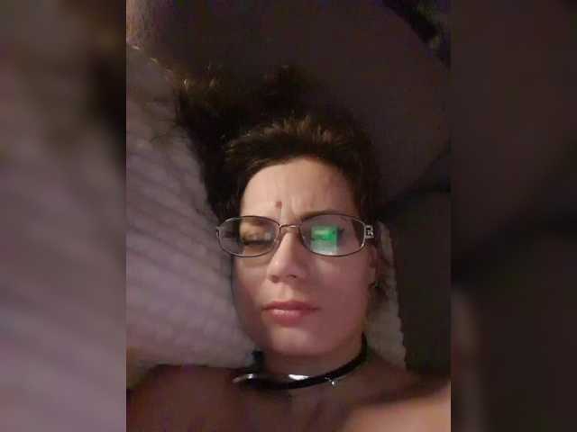 analiMilana's BongaCams show and profile