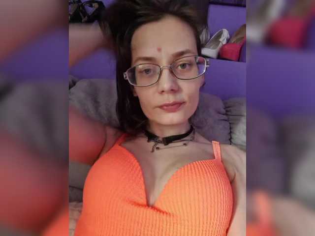 analiMilana's BongaCams show and profile