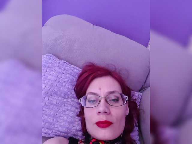 analiMilana's BongaCams show and profile