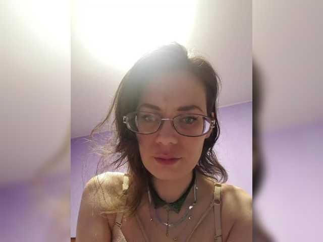 analiMilana's BongaCams show and profile