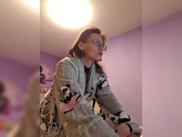 analiMilana's BongaCams show and profile