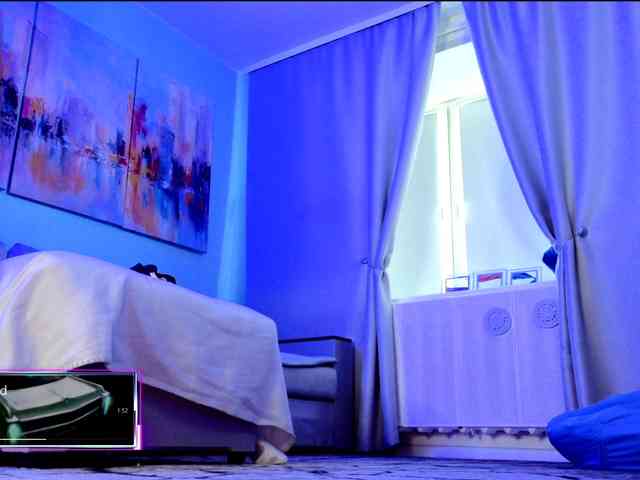 analiMilana webcam