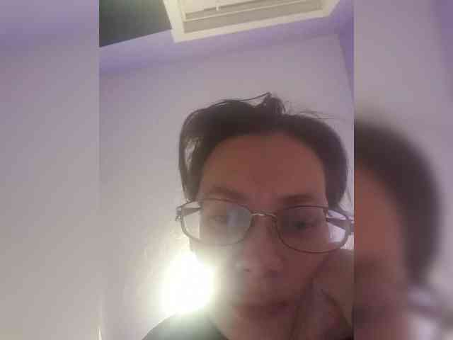 analiMilana webcam