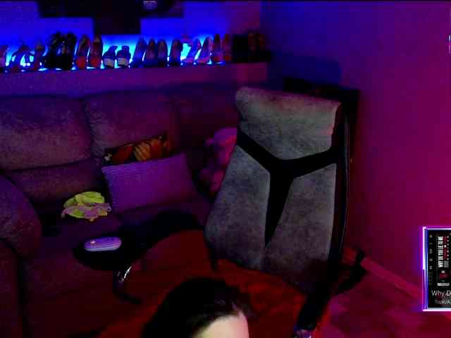 analiMilana webcam
