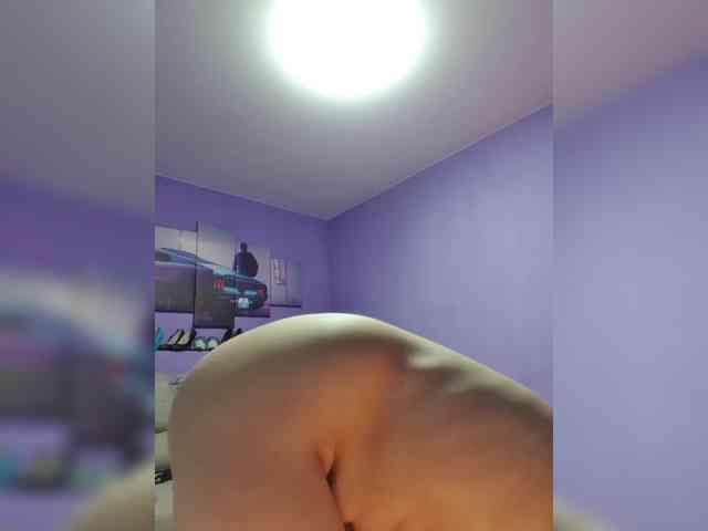 analiMilana webcam