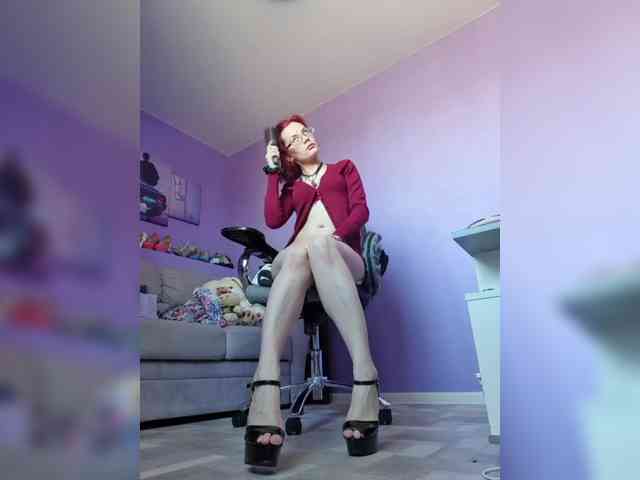 analiMilana Live Webcam on BongaCams