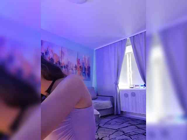 analiMilana webcam