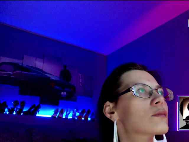 analiMilana analiMilana