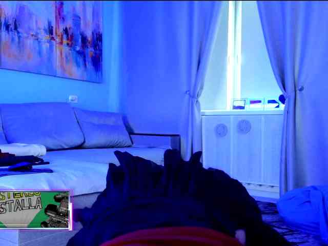 analiMilana webcam