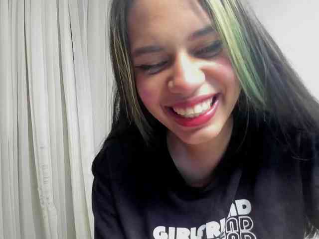 IvyLayla webcam