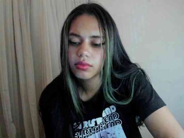 IvyLayla webcam