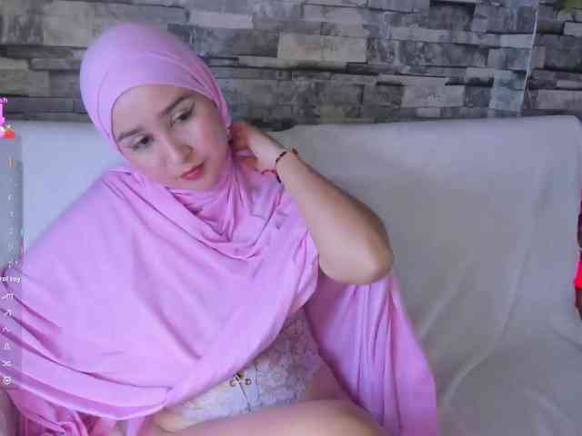 Hijab-Sami webcam