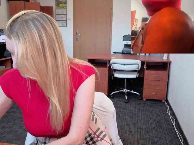 adult live chat LegsLONG