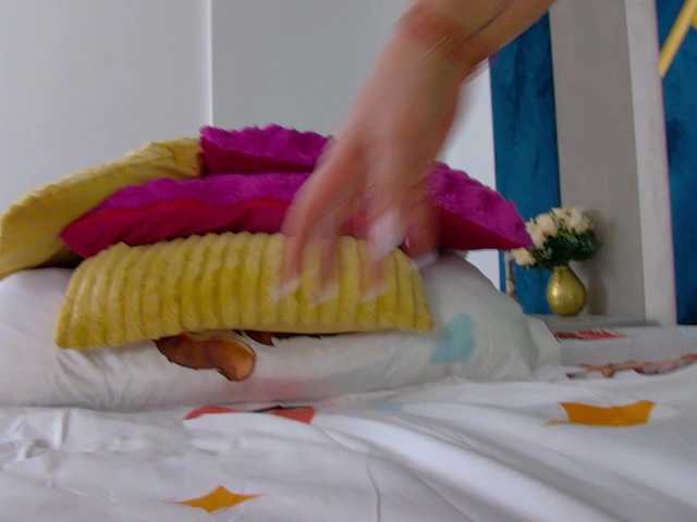 Preview of foxxxy-milf