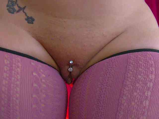 Foxxxy-MILF webcam