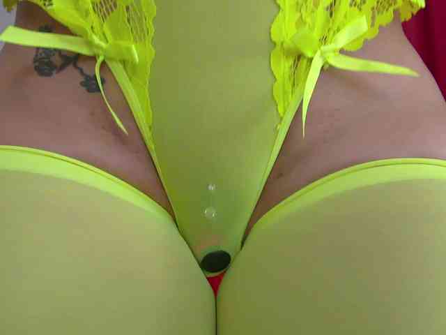 Foxxxy-MILF webcam