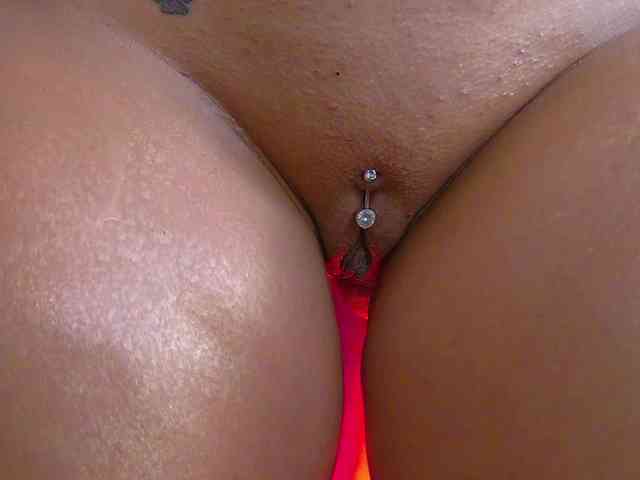 Foxxxy-MILF webcam