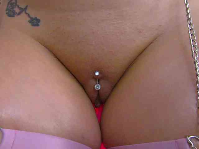 Foxxxy-MILF webcam
