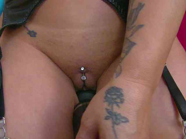 Foxxxy-MILF webcam