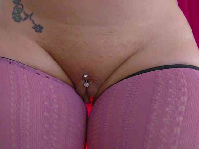 Foxxxy-MILF webcam