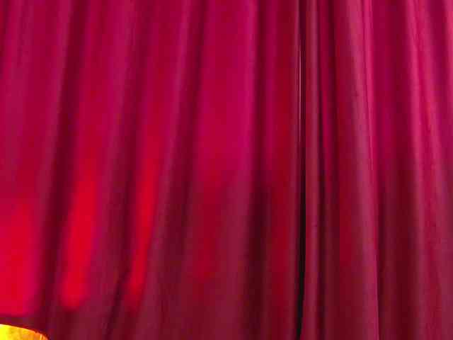 Foxxxy-MILF webcam