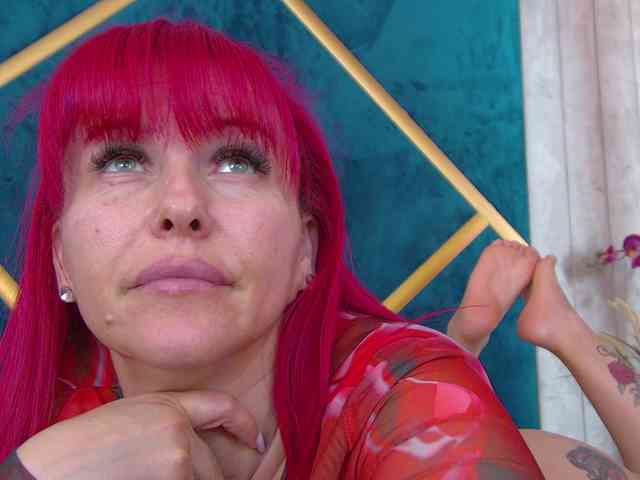Foxxxy-MILF webcam