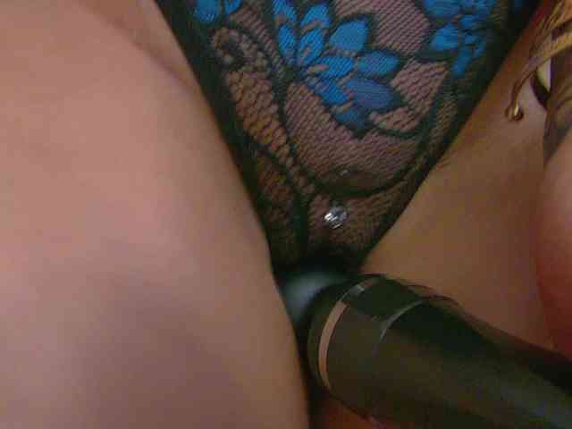Foxxxy-MILF webcam